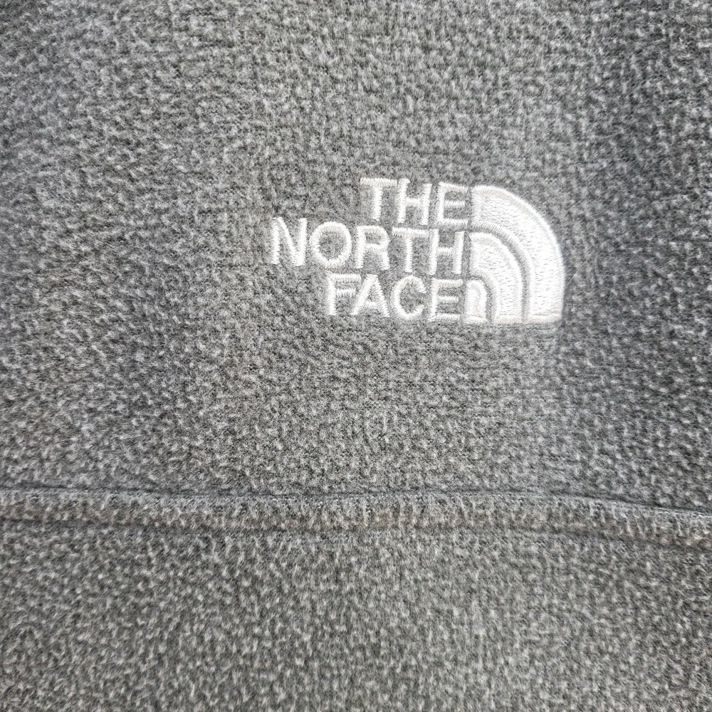 The North Face Fleece Sweater Mens Medium Gray Half Zip‎ Pullover LG Logo Warm